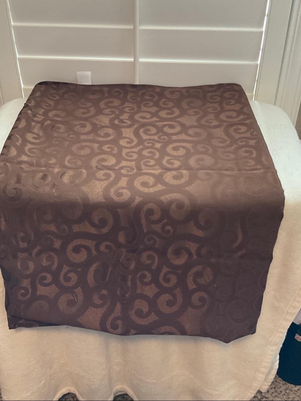 Brown Scroll Jacquard Table Runner - Home Dining Linen